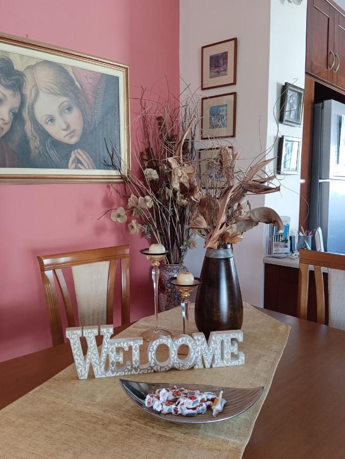 Thalia Apartment In Kalamata, 15' Walk From The City Center And The Beach Extérieur photo